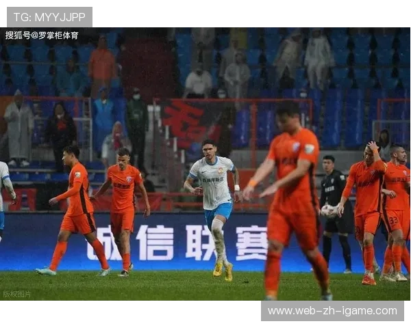 云南玉昆继续发力，国脚与巴乙球员加盟助力保级